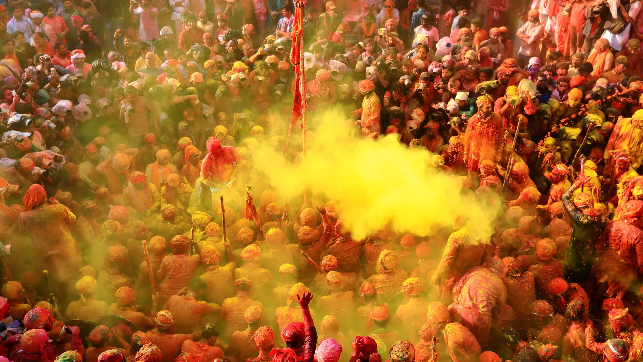Lathmar Holi